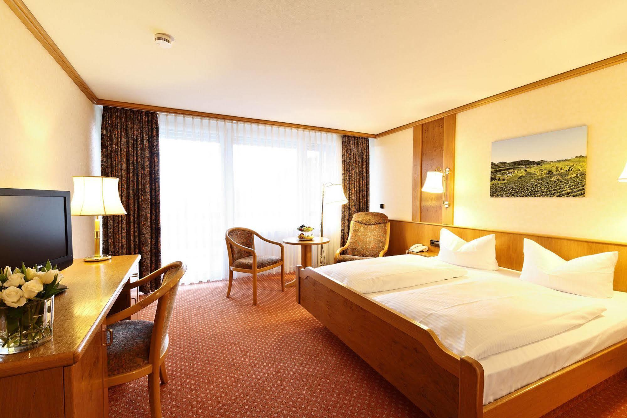 Hotel-Restaurant Rebstock Ihringen Kültér fotó
